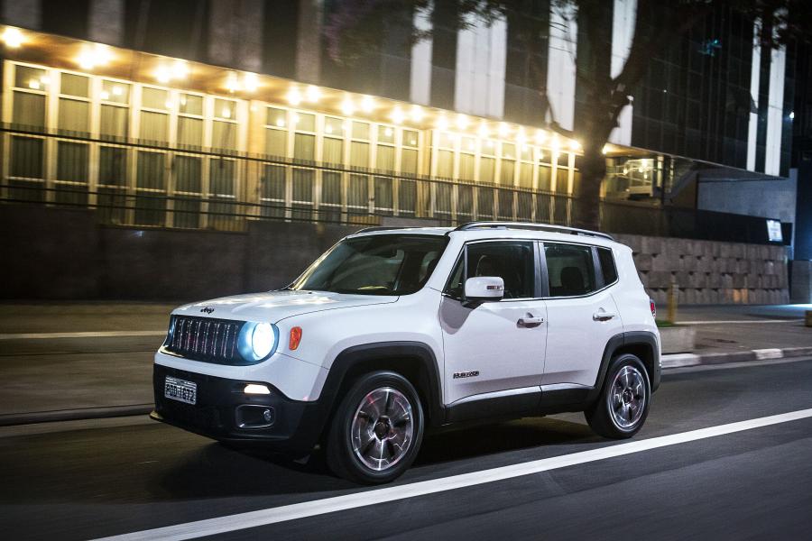  Jeep Renegade Longitude 2015 года  (BR) (фото 7 из 29)